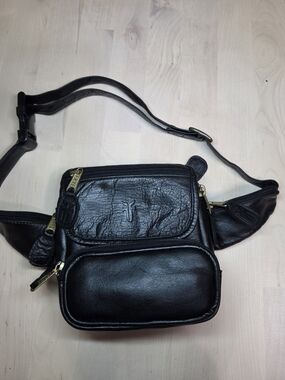 Vintage FRYE Rare Black Leather Fanny Pack Belt Bag Purse  Heavy Duty